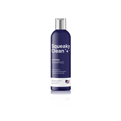 Bělící šampon pro světlé koně s vůní lesních plodů Squeaky clean