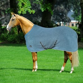 Deka odpocovací Billia kouřově modrá s břišními pásy