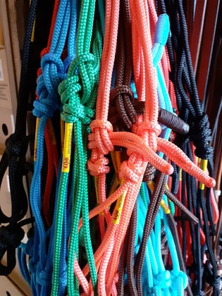 Provazová ohlávka -BANG- Mix barev