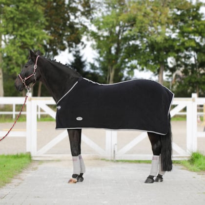 Deka odpocovací Britta černá